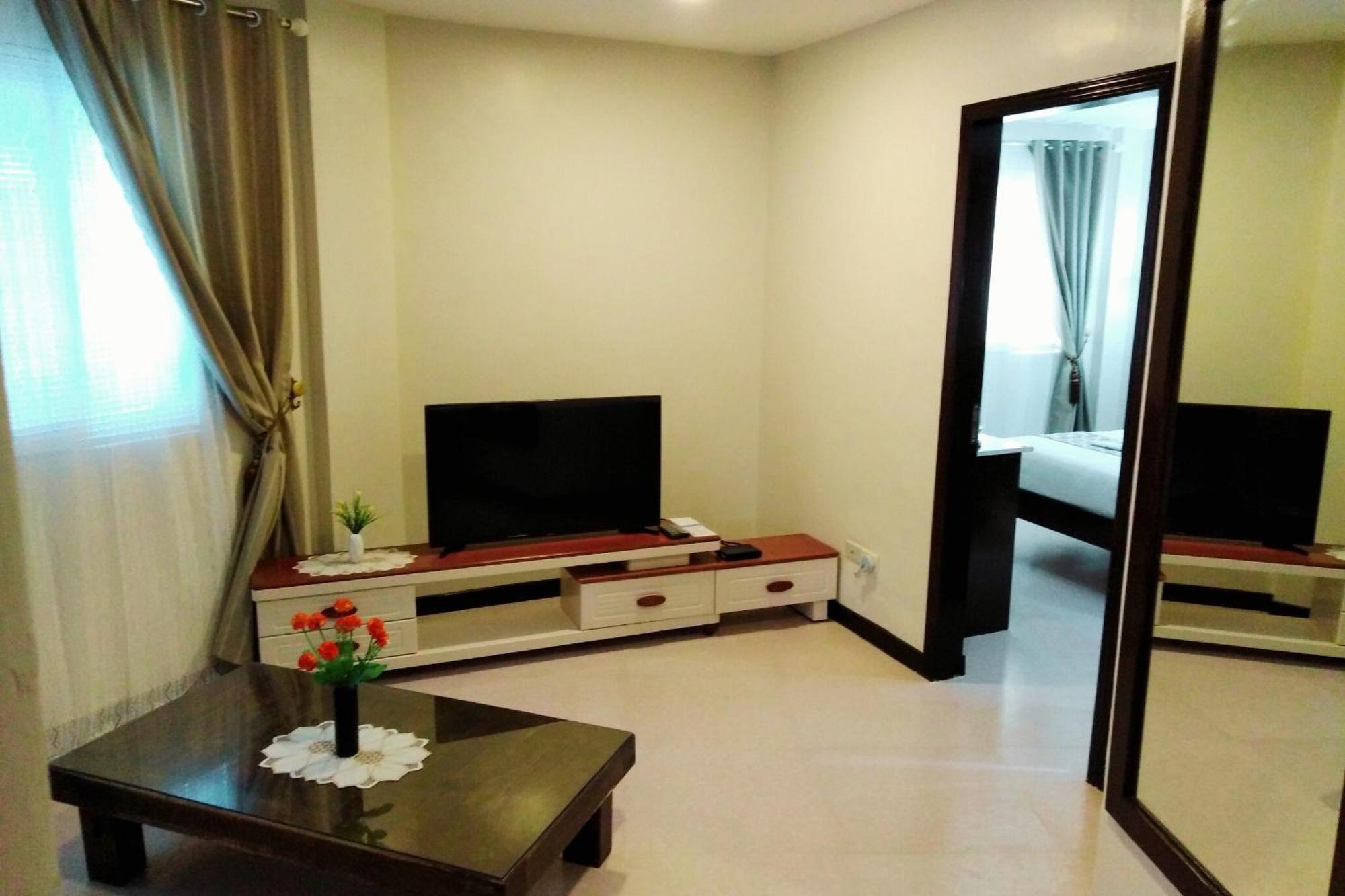 Venezia Suites Hotel Iloilo Номер фото