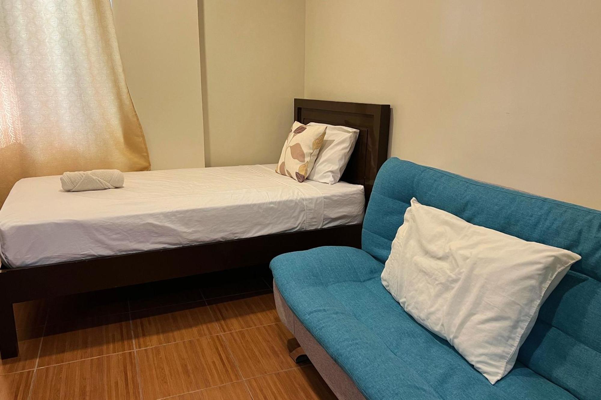 Venezia Suites Hotel Iloilo Номер фото